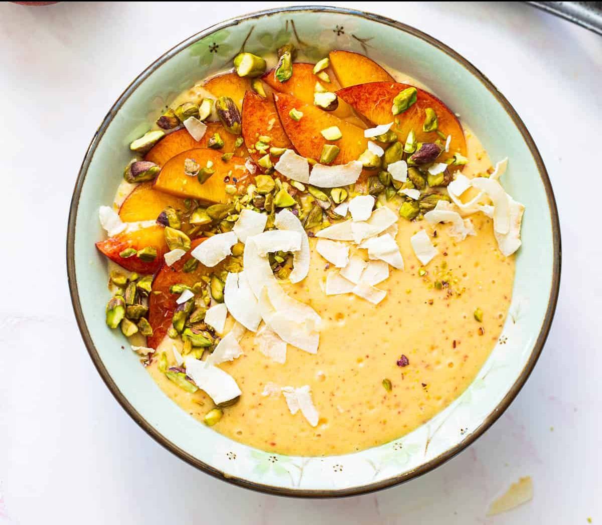 Tropische Smoothiebowl